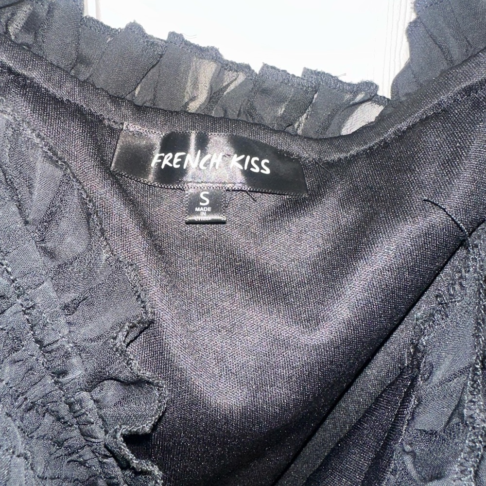 BLACK TOP - Picture 3 of 3